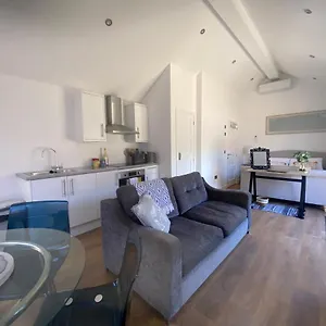 Holiday home Little - Beautiful Modern Open Plan, Southampton
