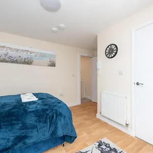Apartment Modern In Castle St, Southampton